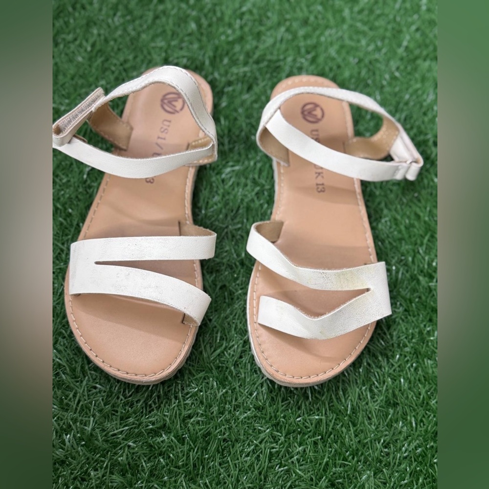 Kids Cream and Tan Sandals‎ Size 1